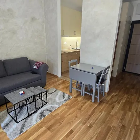 Simic Apartman Szendrő